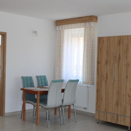 Mara Apartman Buek エクステリア 写真