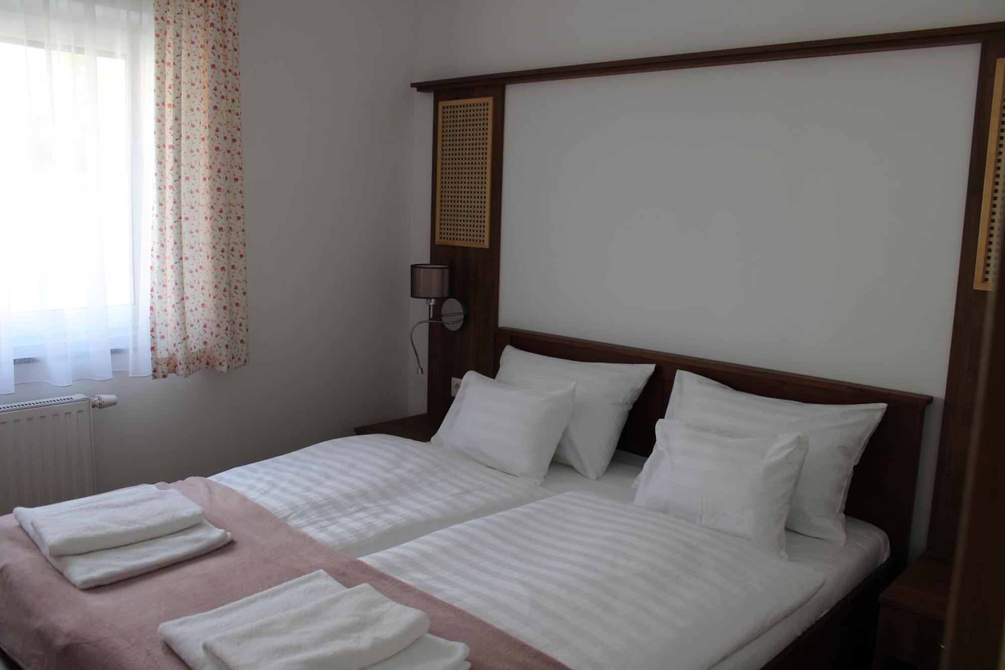 Mara Apartman Buek エクステリア 写真