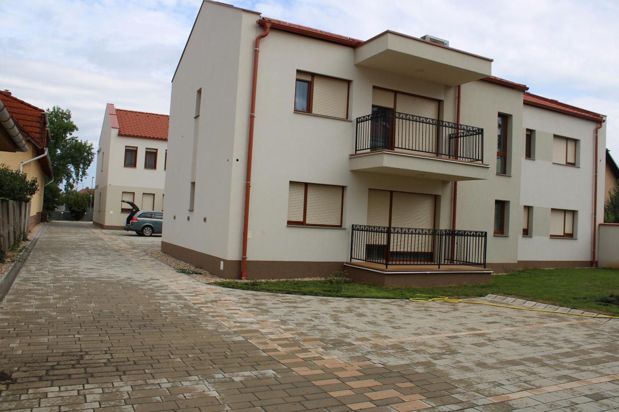 Mara Apartman Buek エクステリア 写真
