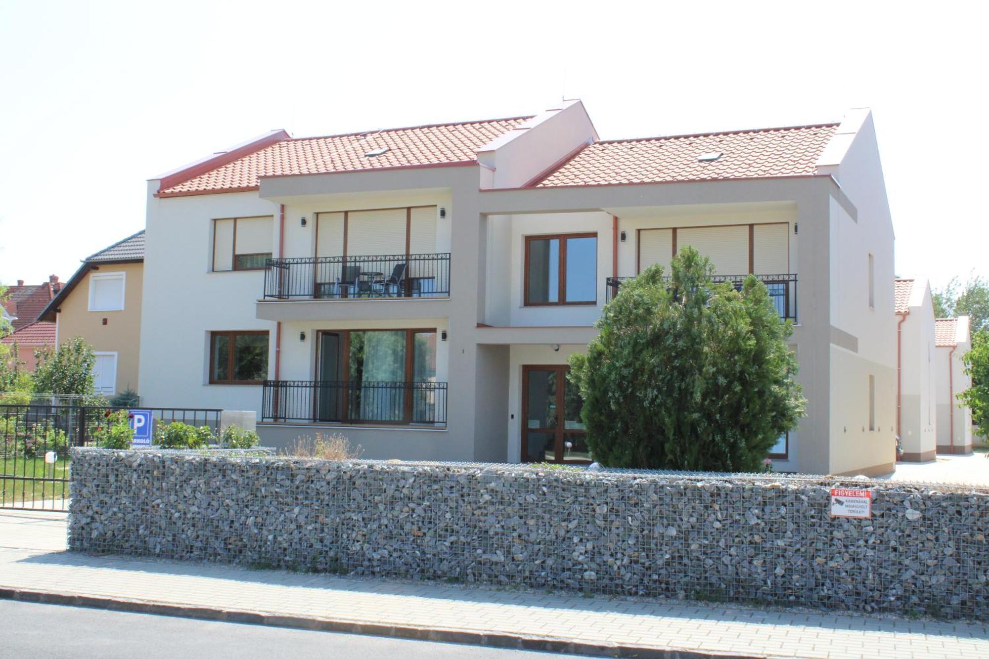 Mara Apartman Buek エクステリア 写真