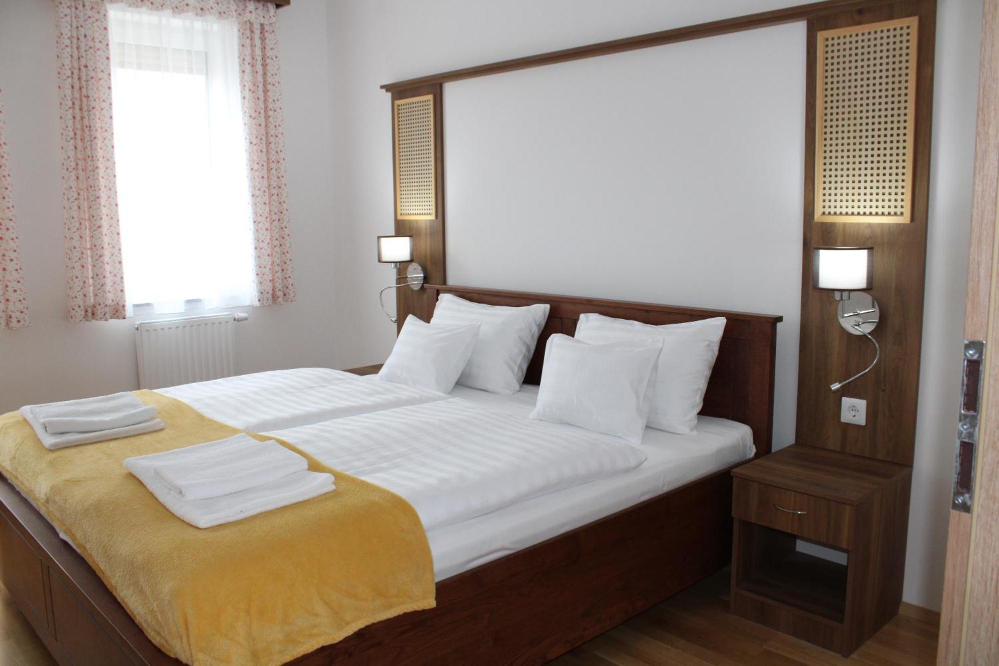 Mara Apartman Buek エクステリア 写真