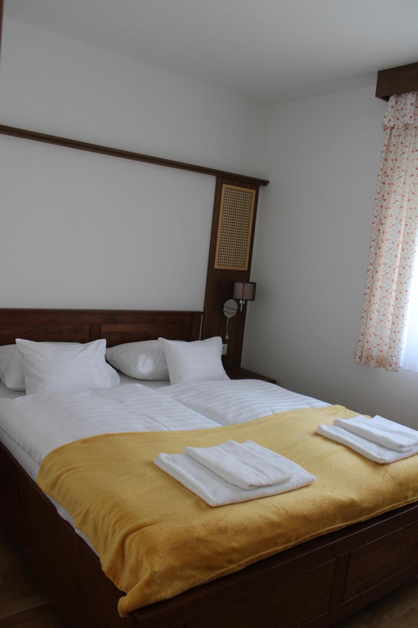 Mara Apartman Buek エクステリア 写真