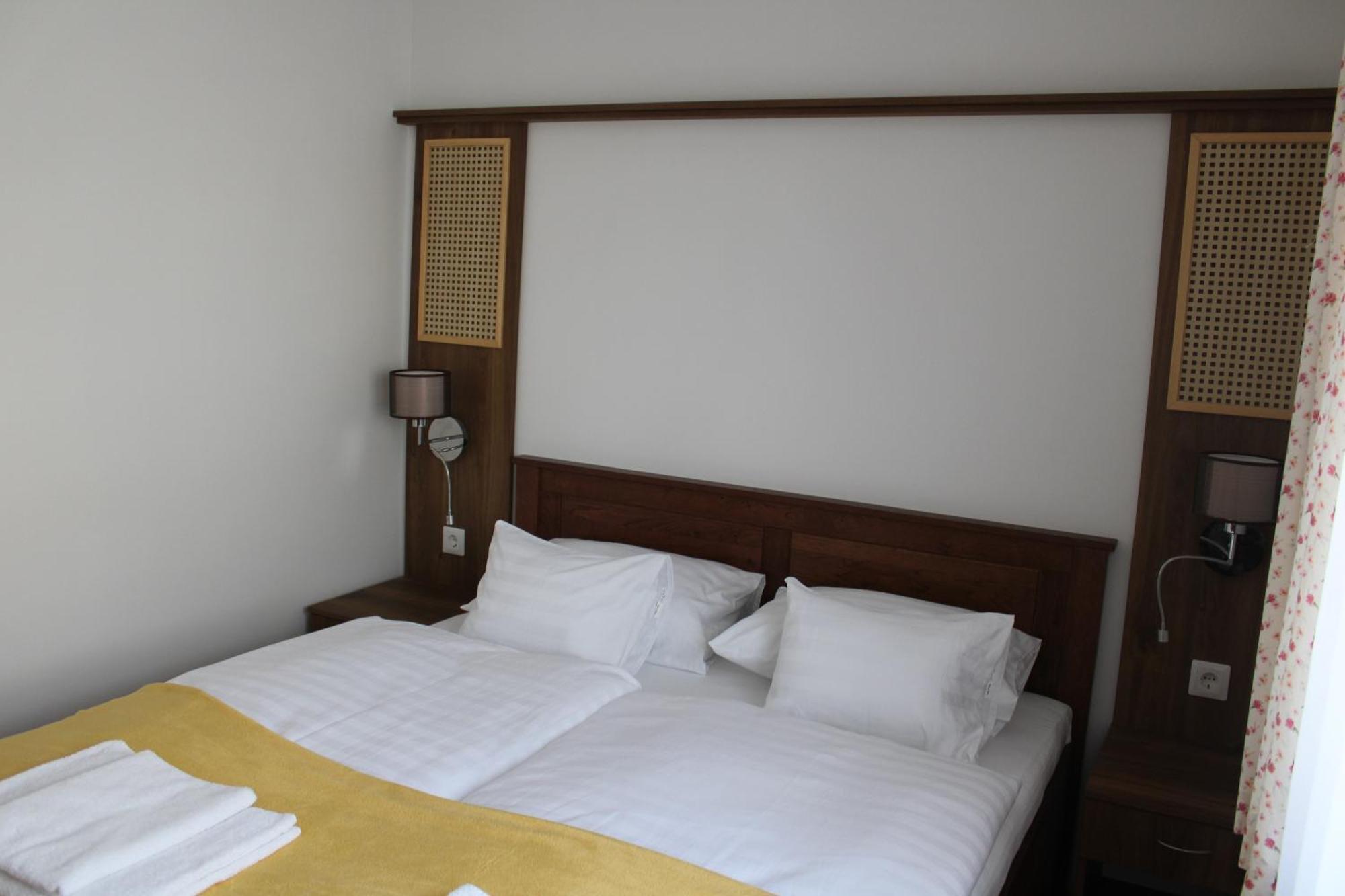 Mara Apartman Buek エクステリア 写真